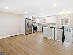 3609 Essex Lane, Philadelphia PA 19114