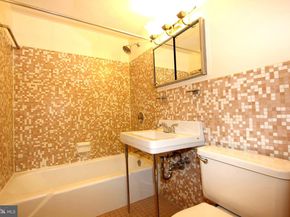 730 24TH NW 308, Washington DC 20037