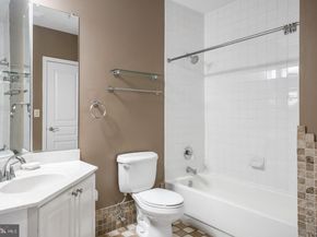 2204 Westcourt Lane 113, Herndon VA 20170