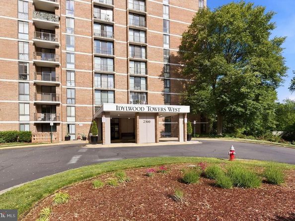 2300 Pimmit Drive 713, Falls Church VA 22043