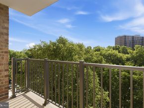 2300 Pimmit Drive 713, Falls Church VA 22043