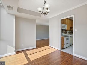2300 Pimmit Drive 713, Falls Church VA 22043