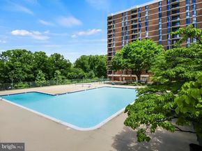2300 Pimmit Drive 713, Falls Church VA 22043