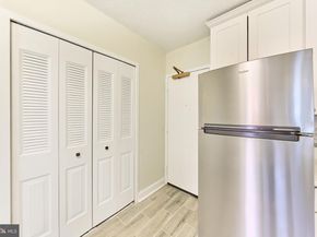 3705 S George Mason Drive 2102S, Falls Church VA 22041