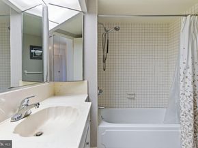 1326 Spruce Street 1202, Philadelphia PA 19107