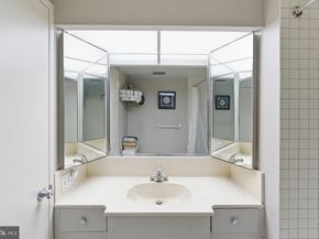 1326 Spruce Street 1202, Philadelphia PA 19107