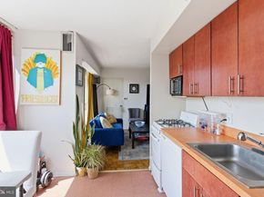 1326 Spruce Street 1202, Philadelphia PA 19107