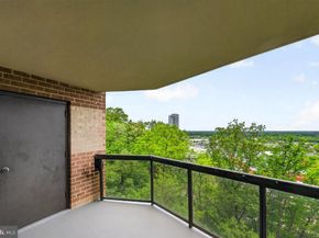 8370 Greensboro Drive 626, Mclean VA 22102