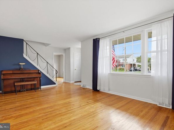709 Suellen Drive, King Of Prussia PA 19406