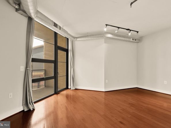 2125 14TH Street NW 321, Washington DC 20009