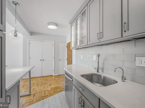 2475 Virginia Avenue NW 627, Washington DC 20037