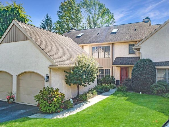 459 Chandlee Drive, Berwyn PA 19312