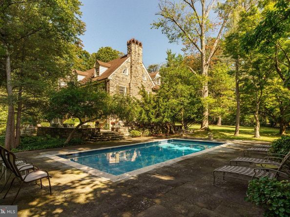 1026 Westview Street, Philadelphia PA 19119