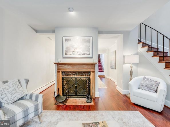 1656 32nd Street NW, Washington DC 20007