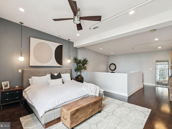121 Walnut Street 404, Philadelphia PA 19106