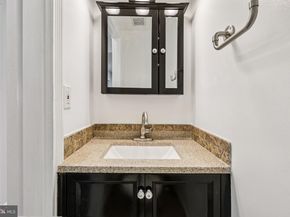 502 Giles Place, Sterling VA 20164