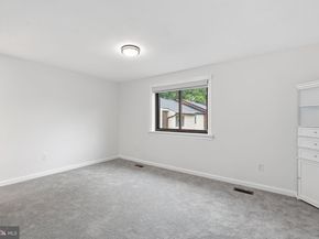 502 Giles Place, Sterling VA 20164