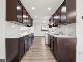 502 Giles Place, Sterling VA 20164