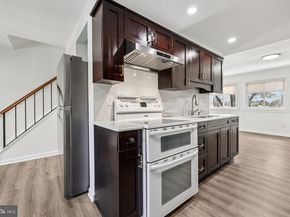 502 Giles Place, Sterling VA 20164