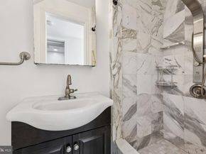 502 Giles Place, Sterling VA 20164