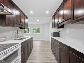 502 Giles Place, Sterling VA 20164