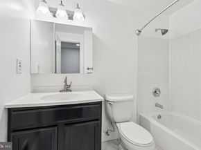 502 Giles Place, Sterling VA 20164