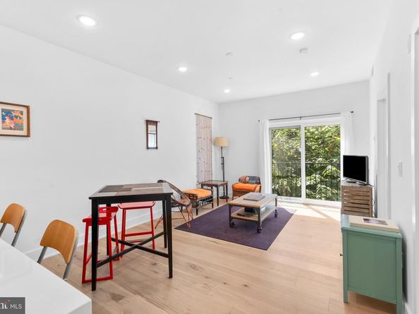 1723 Francis Street 2H, Philadelphia PA 19130