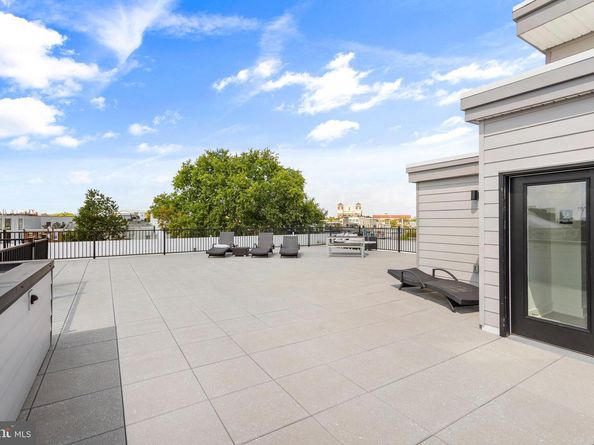 1723 Francis Street 2H, Philadelphia PA 19130