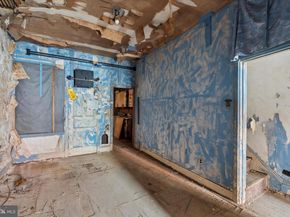 2624 Oakford Street, Philadelphia PA 19146