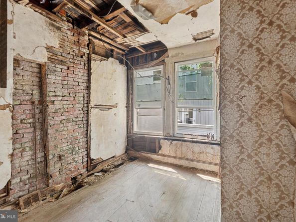 2624 Oakford Street, Philadelphia PA 19146