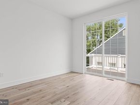 201 8TH St, Bridgeport PA 19405