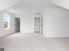 201 8TH St, Bridgeport PA 19405