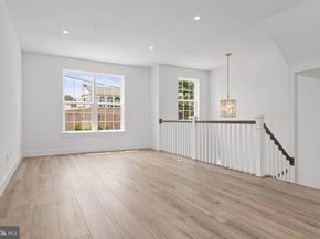 201 8TH St, Bridgeport PA 19405