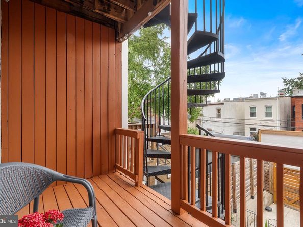13 R Street NE 1, Washington DC 20002