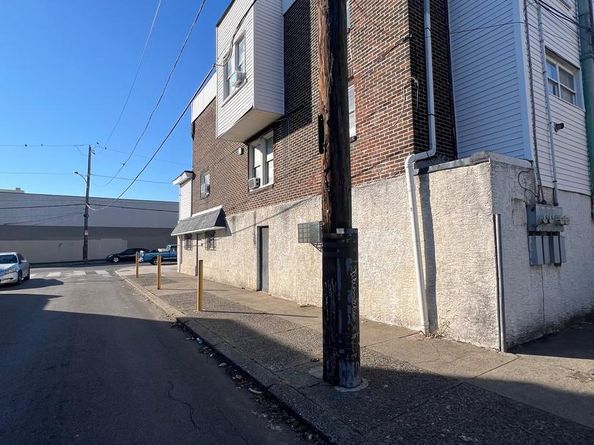 1537 E Luzerne Street, Philadelphia PA 19124