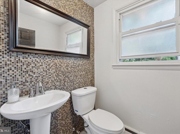 625 W Valley Forge Road, King Of Prussia PA 19406