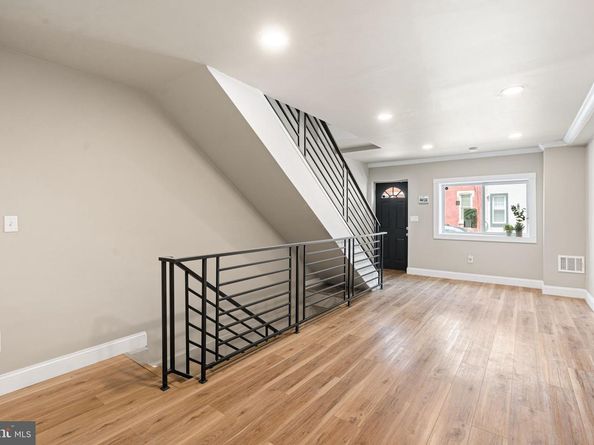 2563 Emerald Street, Philadelphia PA 19125