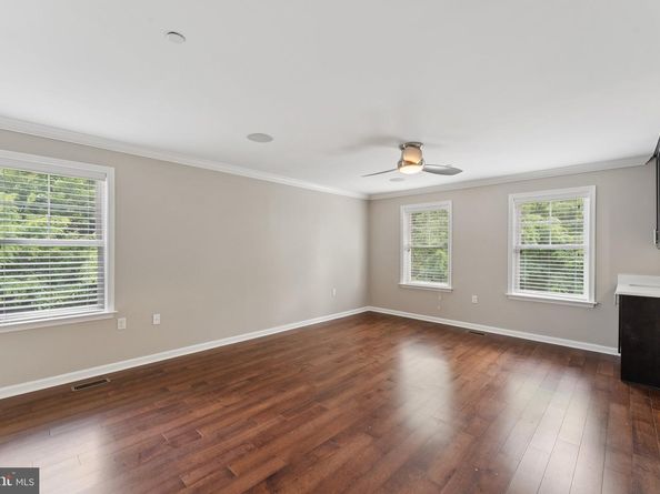 412 Woodcrest Drive SE 412B, Washington DC 20032