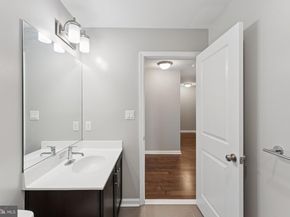 412 Woodcrest Drive SE 412B, Washington DC 20032