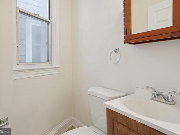 223 R Street NW, Washington DC 20001