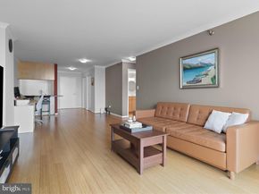 1808 Old Meadow Road 1418, Mclean VA 22102