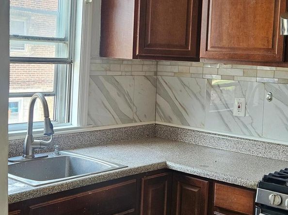 5600 Arbor Street, Philadelphia PA 19120