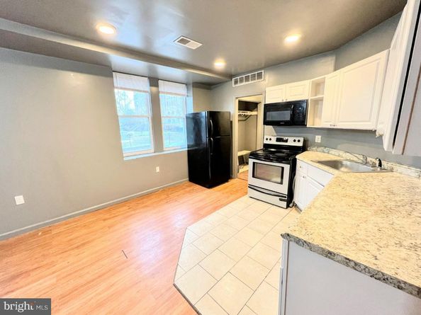 528 S 55TH Street, Philadelphia PA 19143