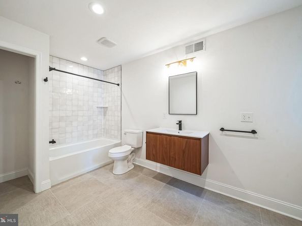 840 Leland Street, Philadelphia PA 19130