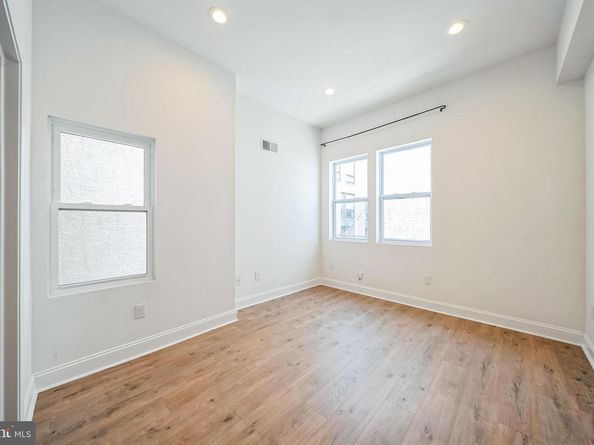 840 Leland Street, Philadelphia PA 19130