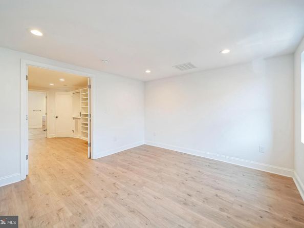 840 Leland Street, Philadelphia PA 19130