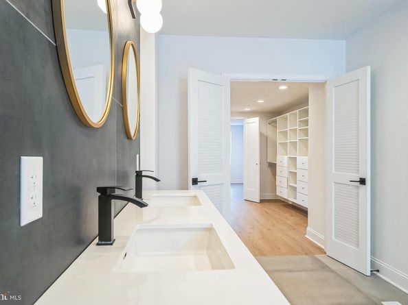 840 Leland Street, Philadelphia PA 19130
