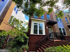 1137 S Monroe Street S, Arlington VA 22204