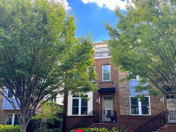 1137 S Monroe Street S, Arlington VA 22204