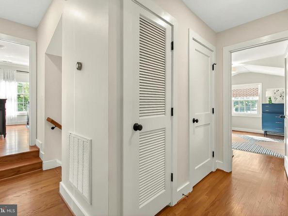 6452 Overbrook Street, Falls Church VA 22043